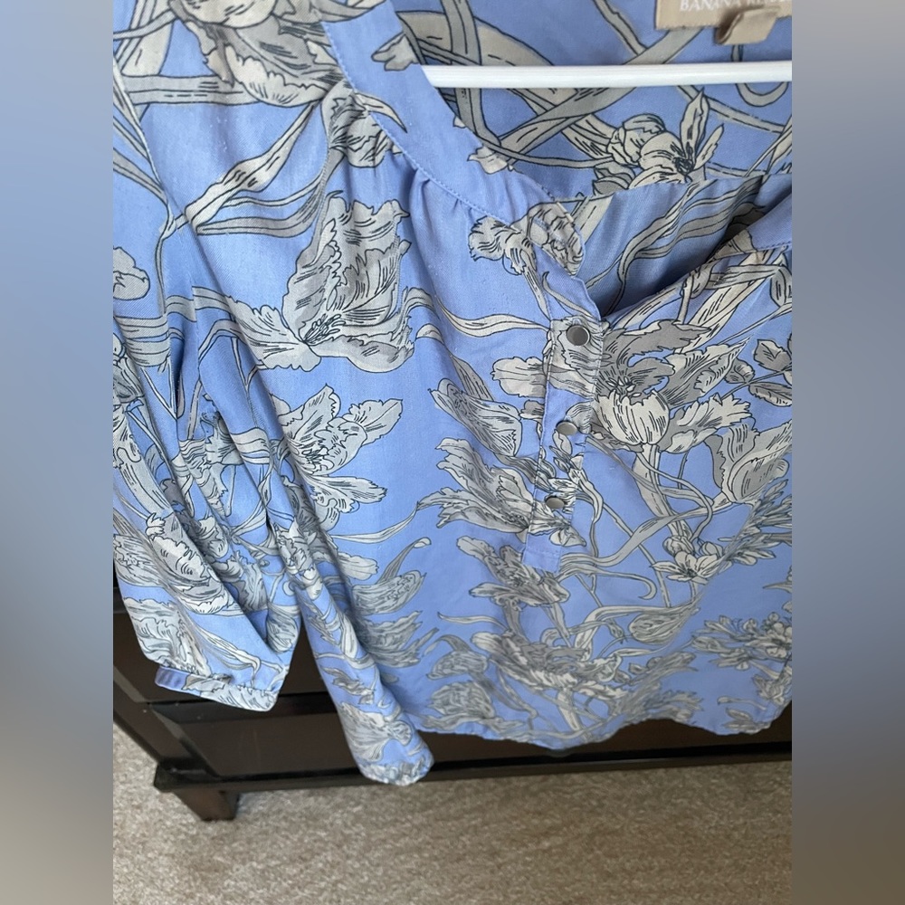 Banana republic blouse